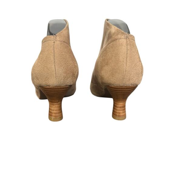 NIB! Adrianna Papell Hayes Ankle Boot in Oat Micro Suede - Size 7.5 - Picture 11 of 14